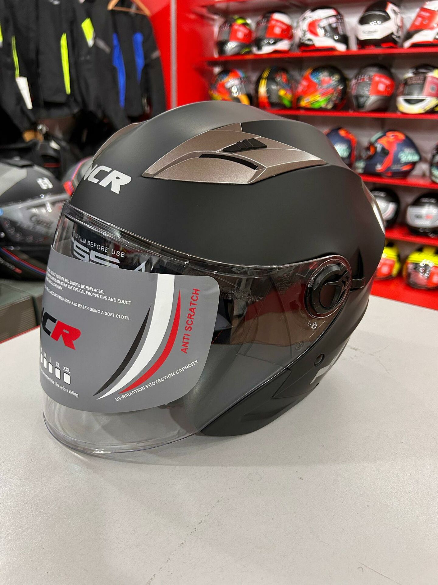 NCR JET YARIM KASK GÜNEŞ VİZÖRLÜ MAT SİYAH (ECE BELGELİ) XL BEDEN