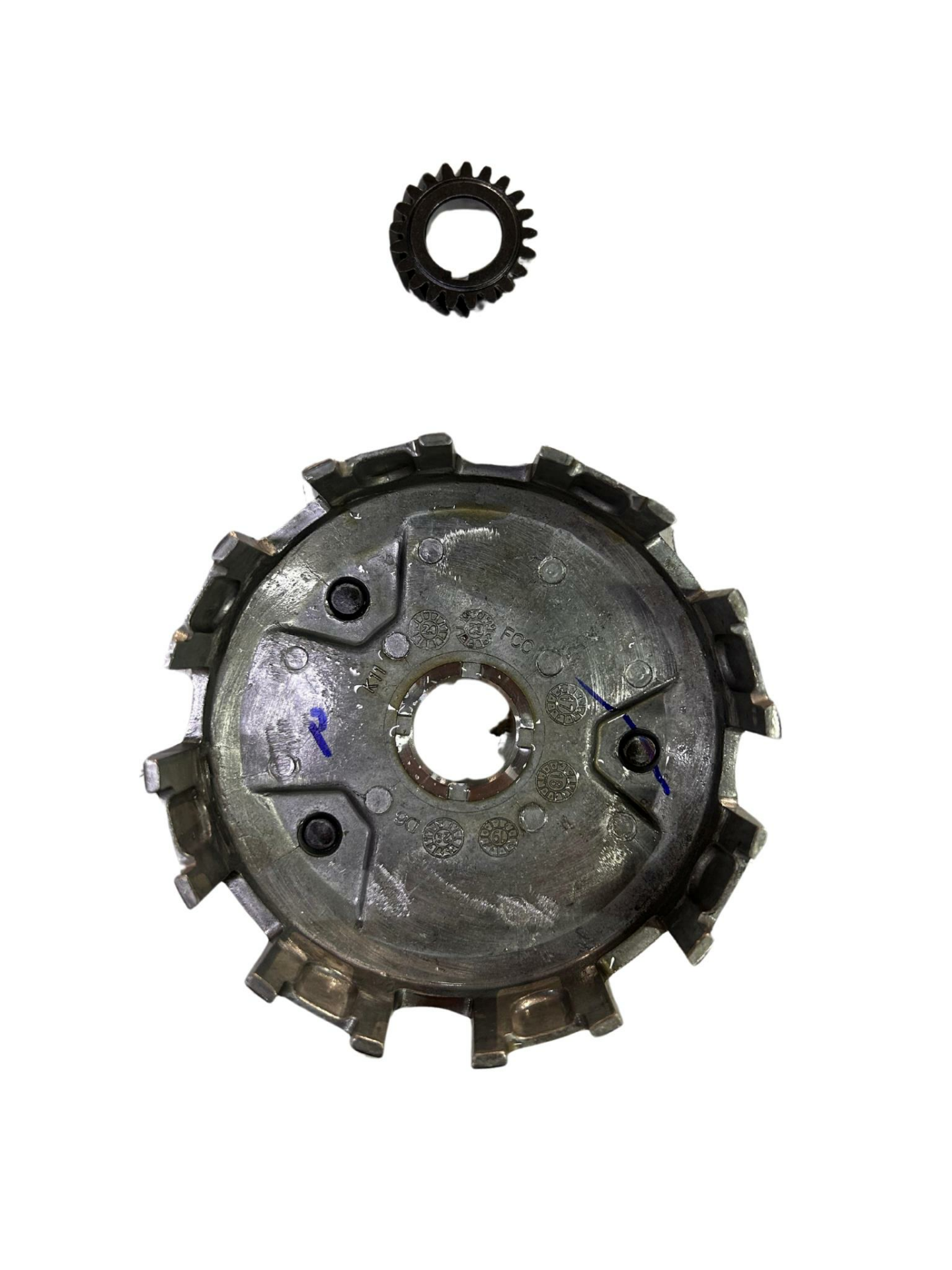 BAJAJ DİSCOVER 150F DEBRİYAJ DİŞLİ VE TASI