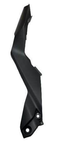 CF MOTO SR250 ARKA KUYRUK SAĞ MAT SİYAH E4